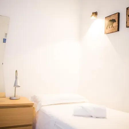 Διαμέρισμα Trastevere Flat 27 *