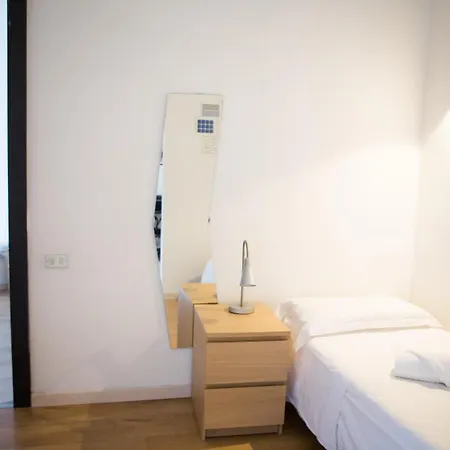 Trastevere Flat 27 *